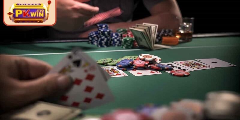 Poker PKWIN Trải Nghiệm Đỉnh Cao Với Giao Diện Hiện Đại 2 Các bước chia bài chuẩn trong bài poker